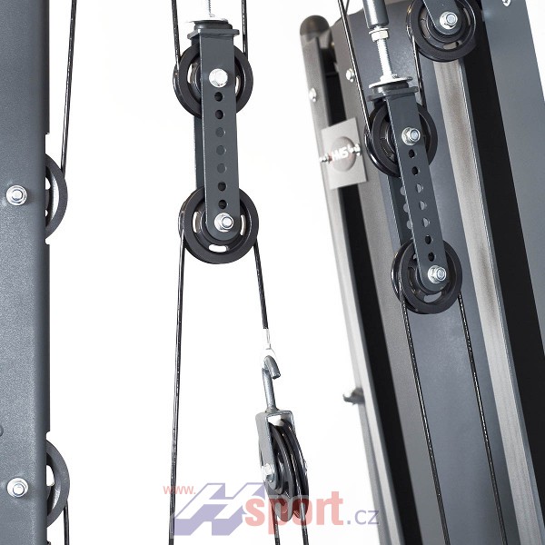 Posilovací věž HMS Tytan 15