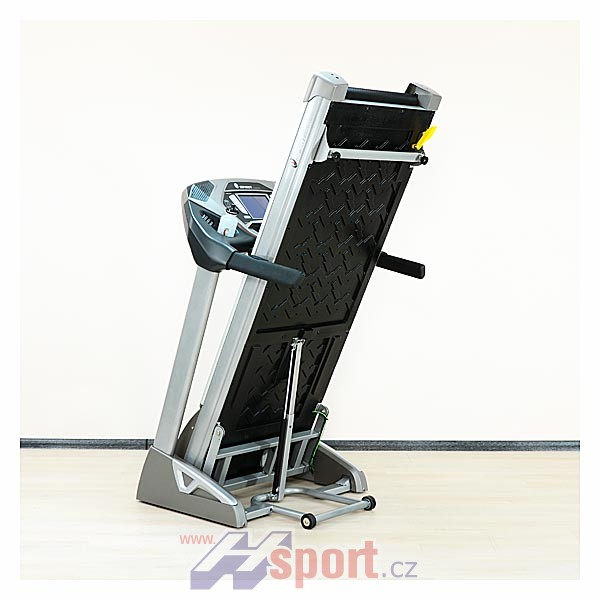 Běžecký trenažer Spirit XT385