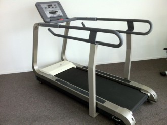 Zábradlí k běžeckým pásům REHA