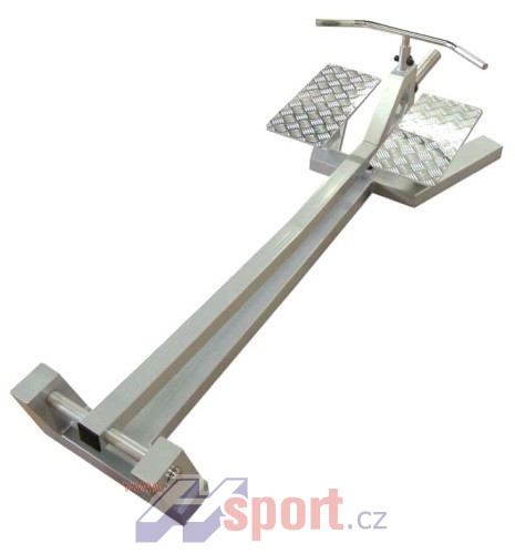 Posilovací stroj - veslování ve stoje