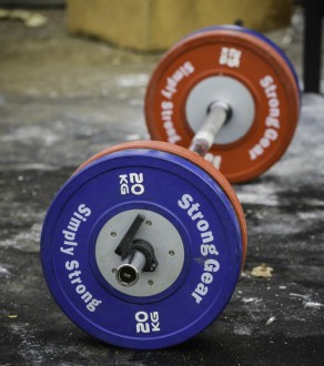 Tlustá olympijská osa Fat Axle Bar