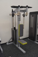 Posilovací stroj - Peck/delt deck Combi Deluxe