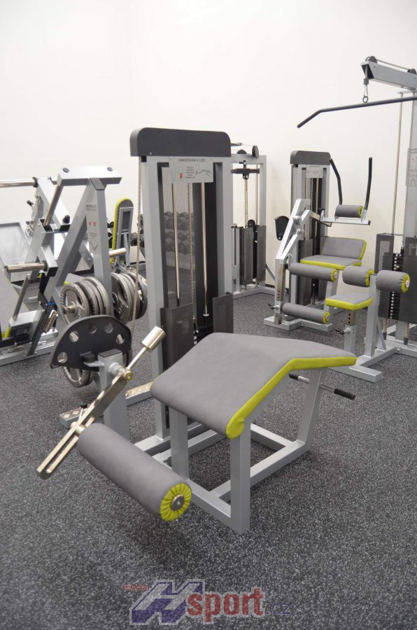 Posilovací stroj - zakopávání v leže Deluxe